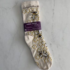 NWT Asheville bee charmer socks